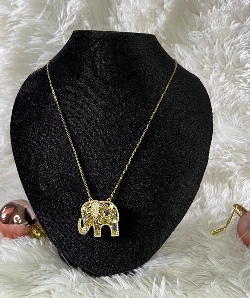 Collier Éléphant Éclatant