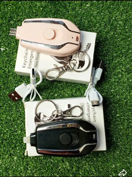 Mini Batterie de Secours Porte-Clés USB