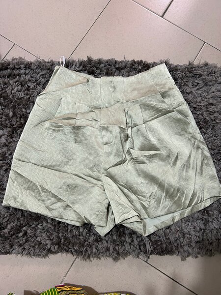 Jupe noire élégante