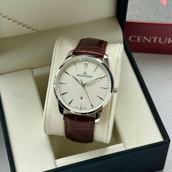 Classic leather watch