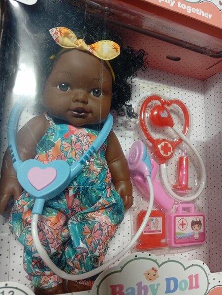 Poupée docteur interactive