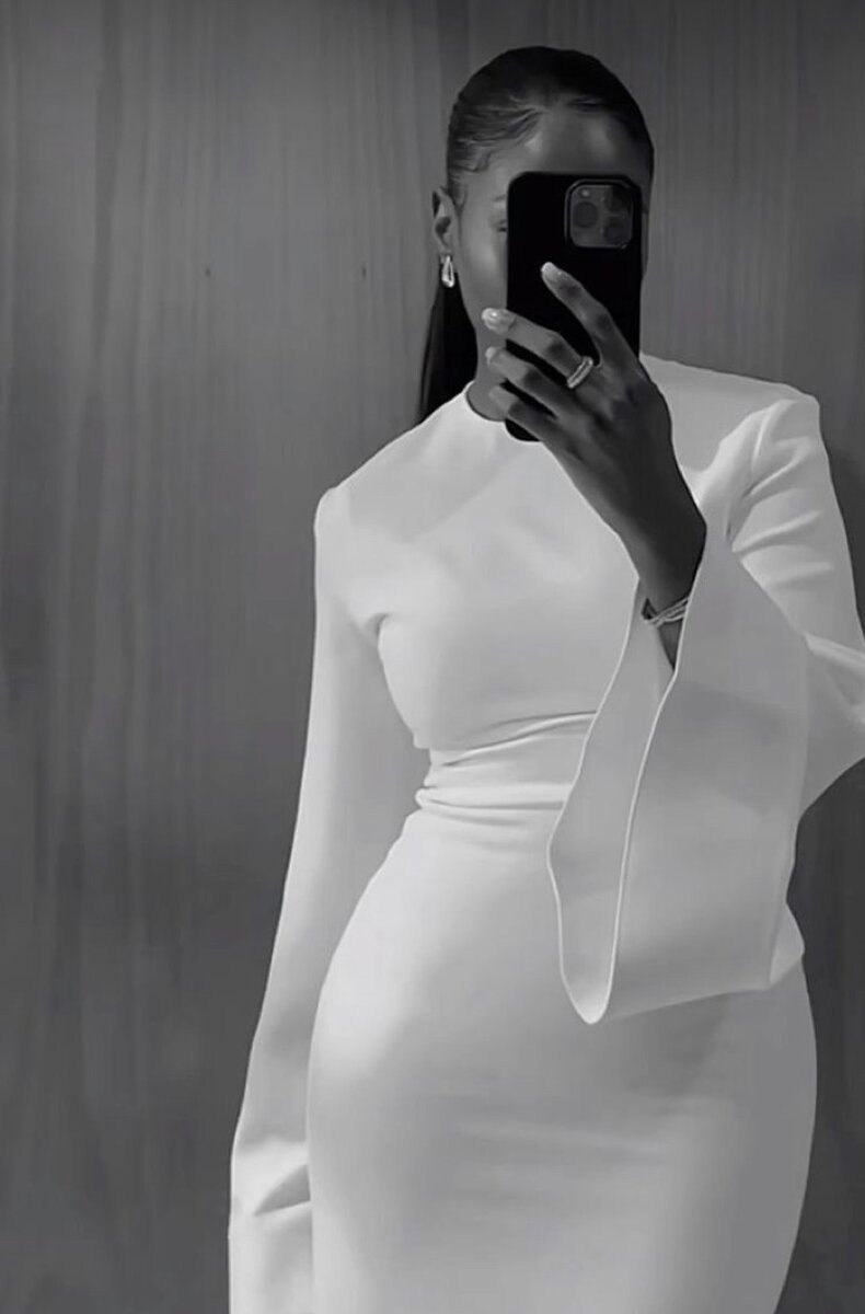 Magnifique robe qui couvre tout le corps