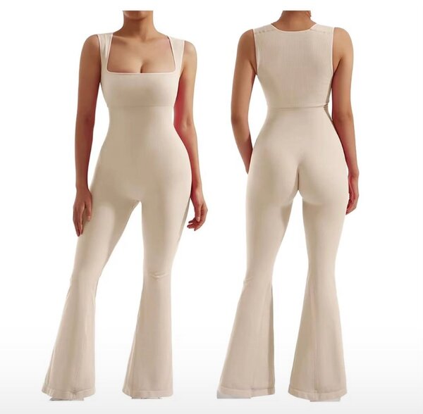 Combinaison élégante femme