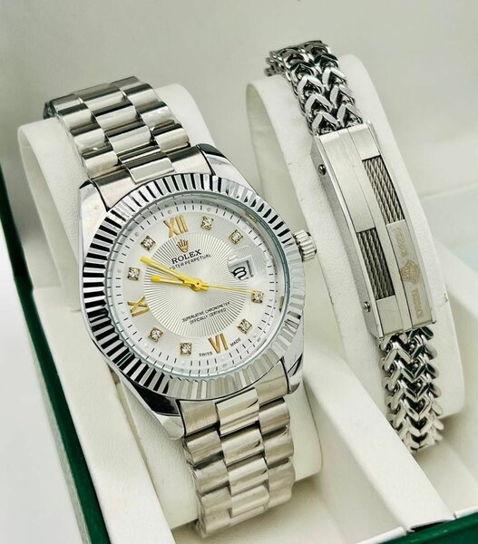 Montre Rolex avec bracelet