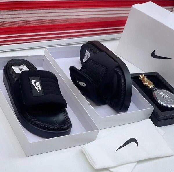Claquettes confortables Nike