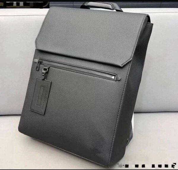 Sac à dos élégant en cuir