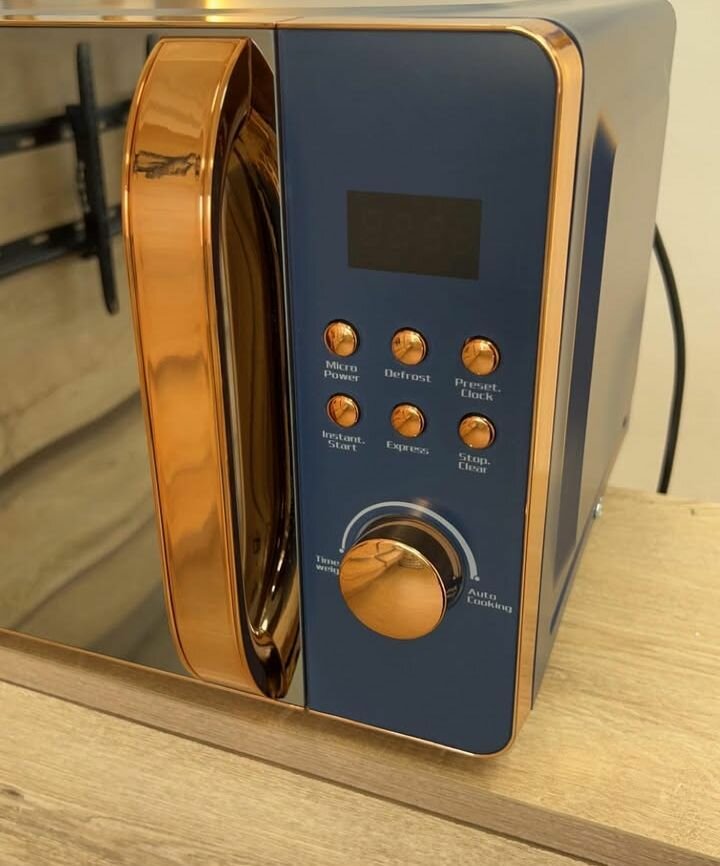 20L copper accent microwave