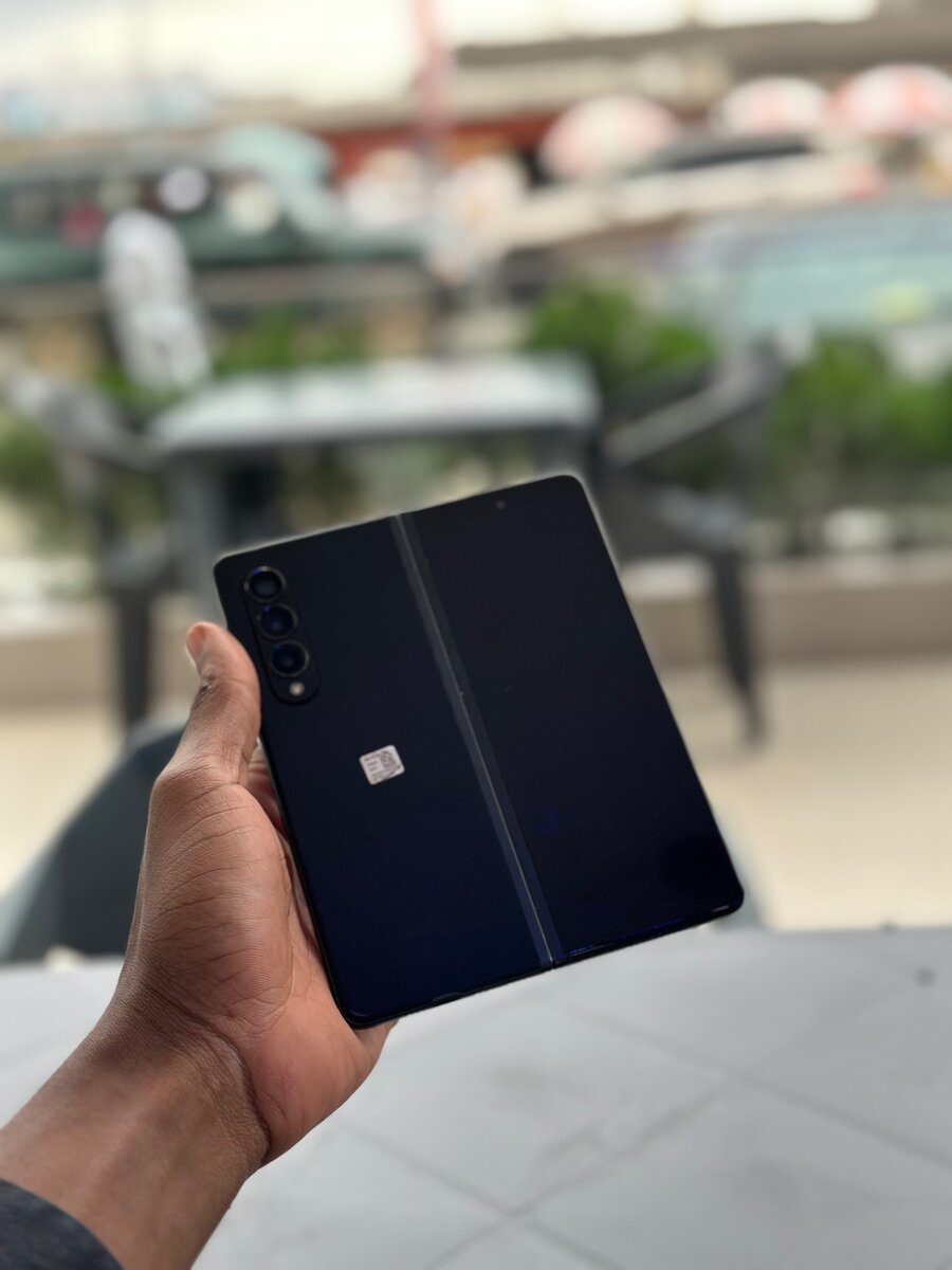 Samsung z fold 3 12/255