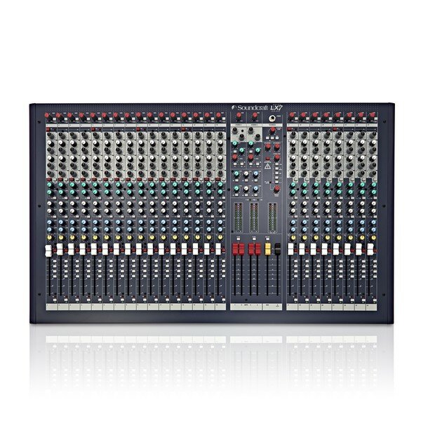 Soundcraft mixer