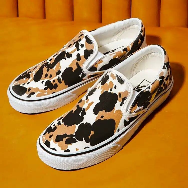 Baskets slip-on imprimé vache