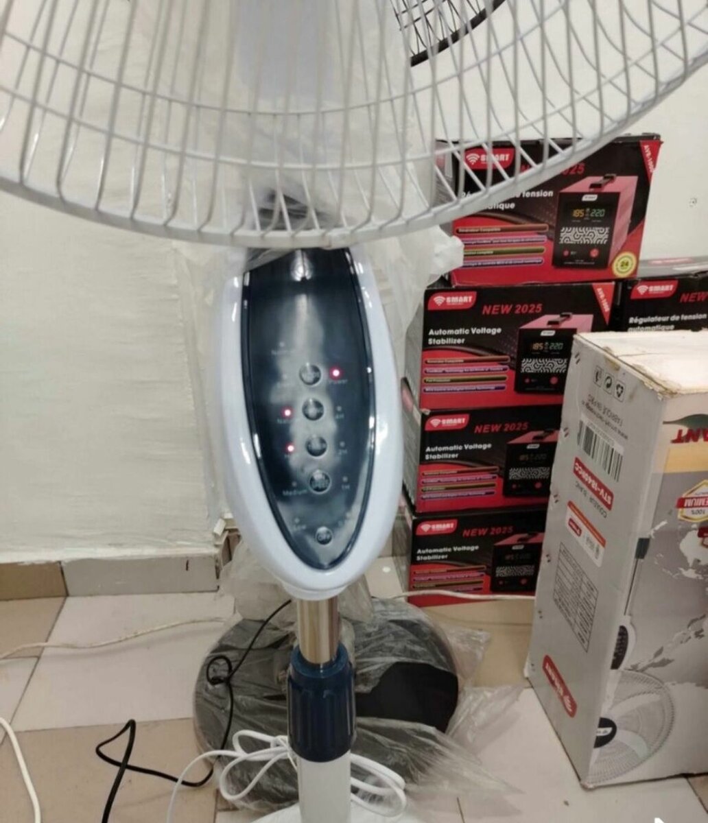 Ventilateur sur pied télécommandé