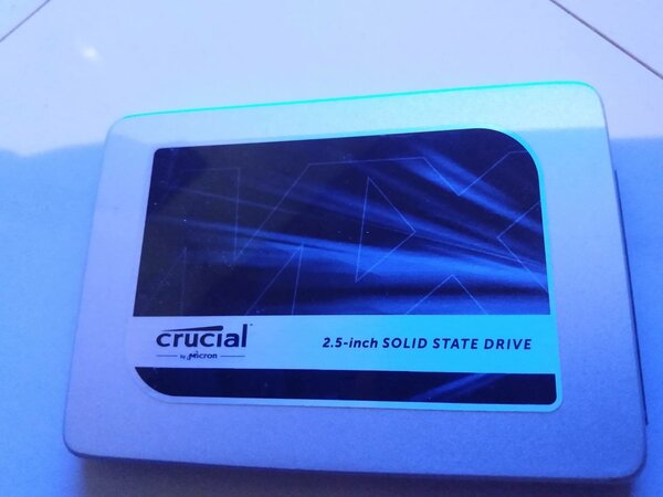 Crucial 275gb ssd