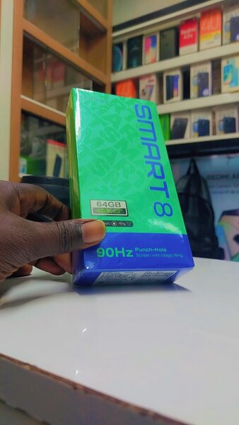 Smart 8 Téléphone 64GB