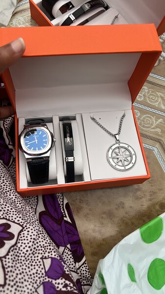 Ensemble Montre et Bijoux pour Homme