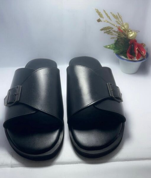 Sandales noires élégantes