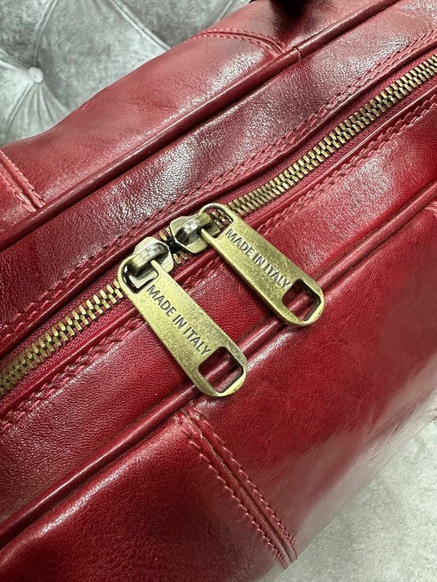 Дорожная сумка, Италия