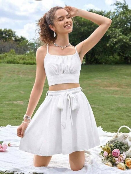 Ladies fashionable skirt and top