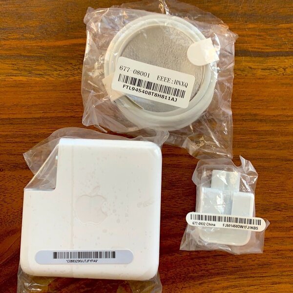 MacBook type-c Charger (87W)