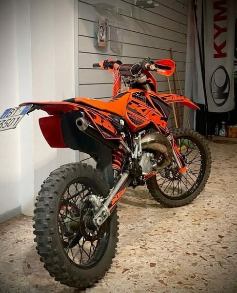 Moto KTM SX-F 450 Orange
