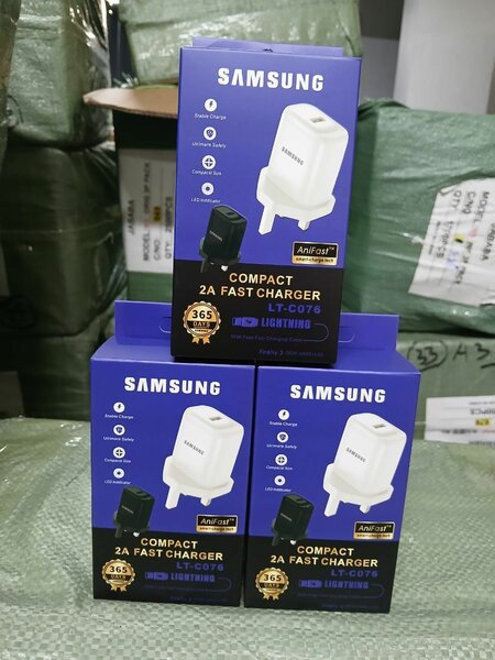 Samsung Galaxy fast chargers