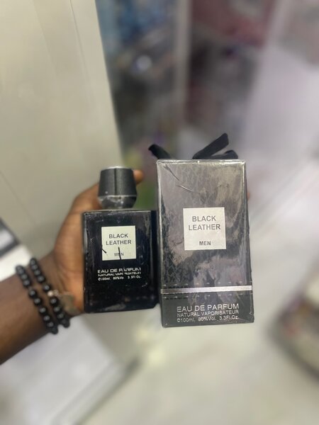 Parfums BLACK LEATHER