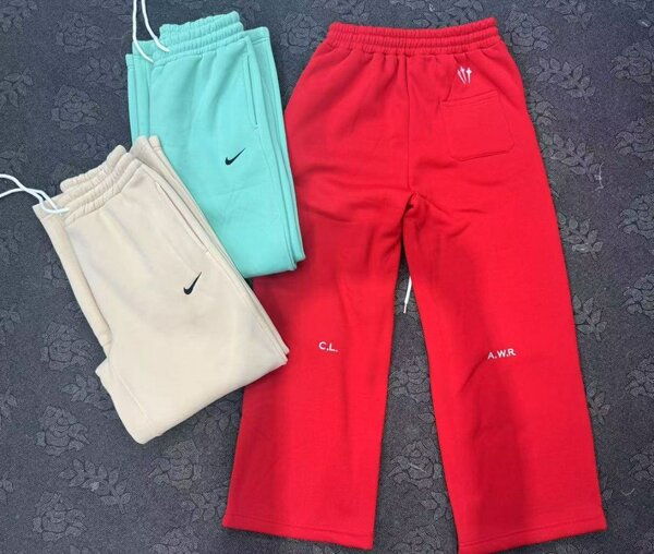 Pantalons de survêtement NOCTA