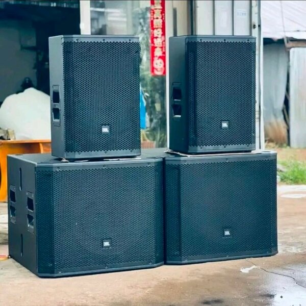 Enceinte JBL Puissante