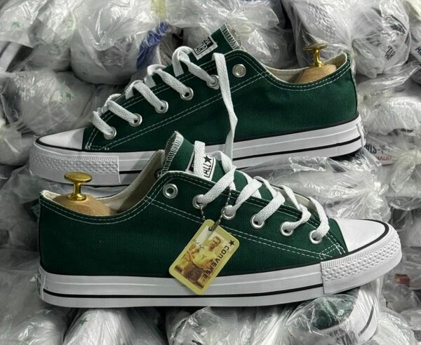 Baskets classiques vertes