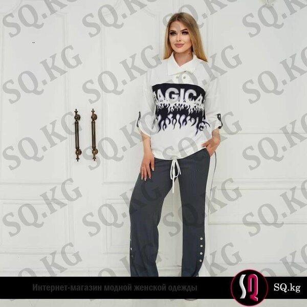 Комлект из мягкого трикотажа лапши серого цвета