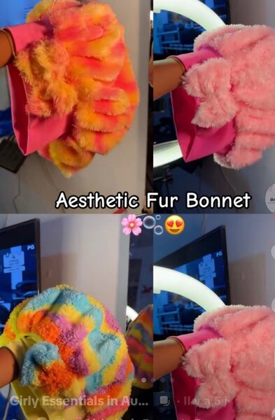 Bonnet en fourrure coloré