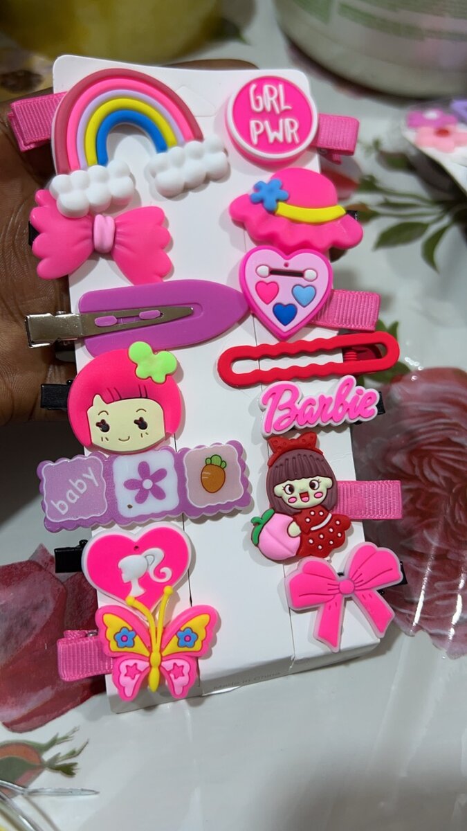 Mini hair clips
