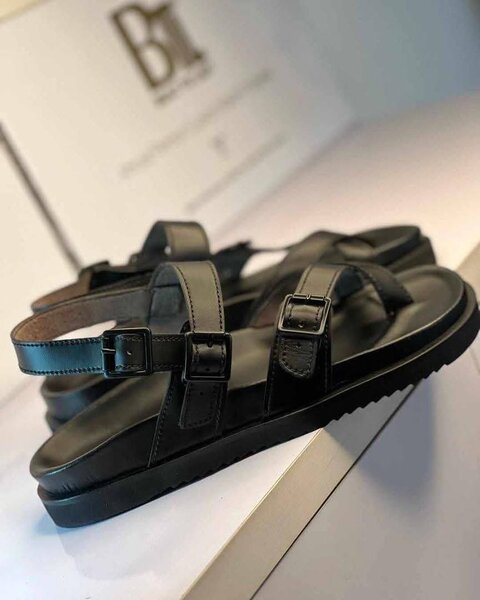 Sandales en cuir élégantes