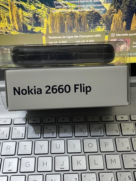 Téléphone Nokia 2660 Flip
