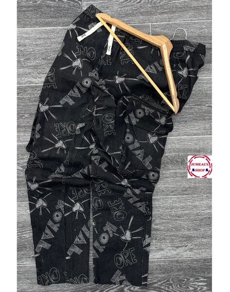Pantalon noir imprimé tendance