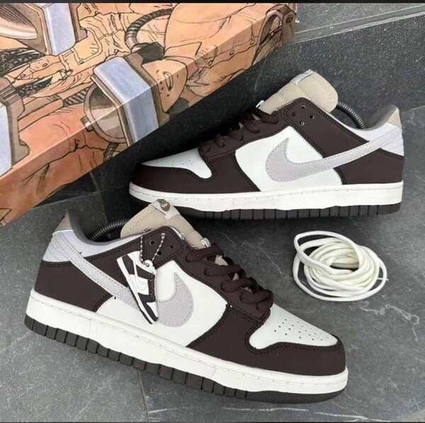 Nike sb dunk (brown color way)