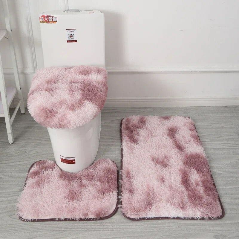 Bathroom rug set