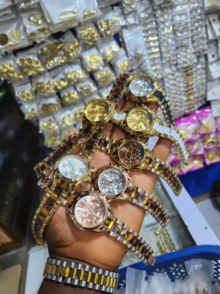 Luxury Gold Wrist Watches