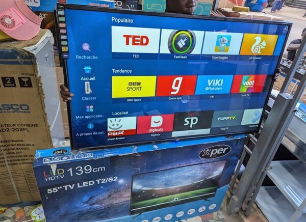 Télévision LED 55 pouces