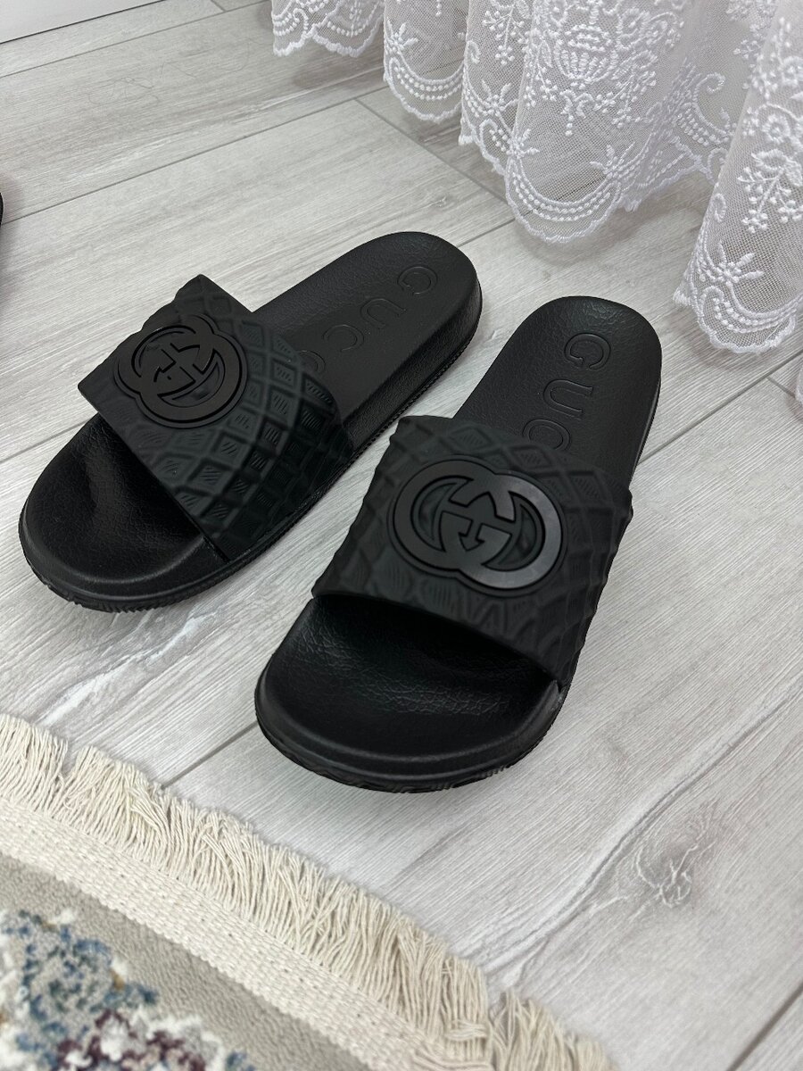 Тапочки новые размер 39-40