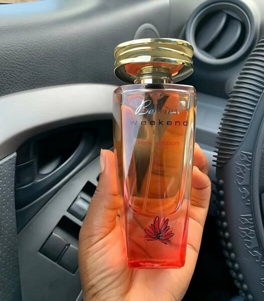 Parfum Femme berries Weekend