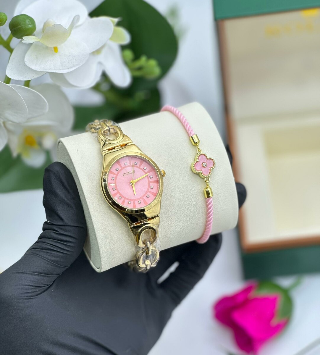 Montre élégante avec bracelet