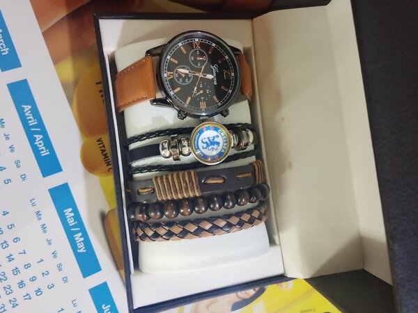 Montre homme avec bracelets