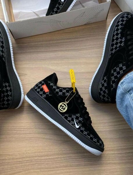 Baskets Noires Élégantes