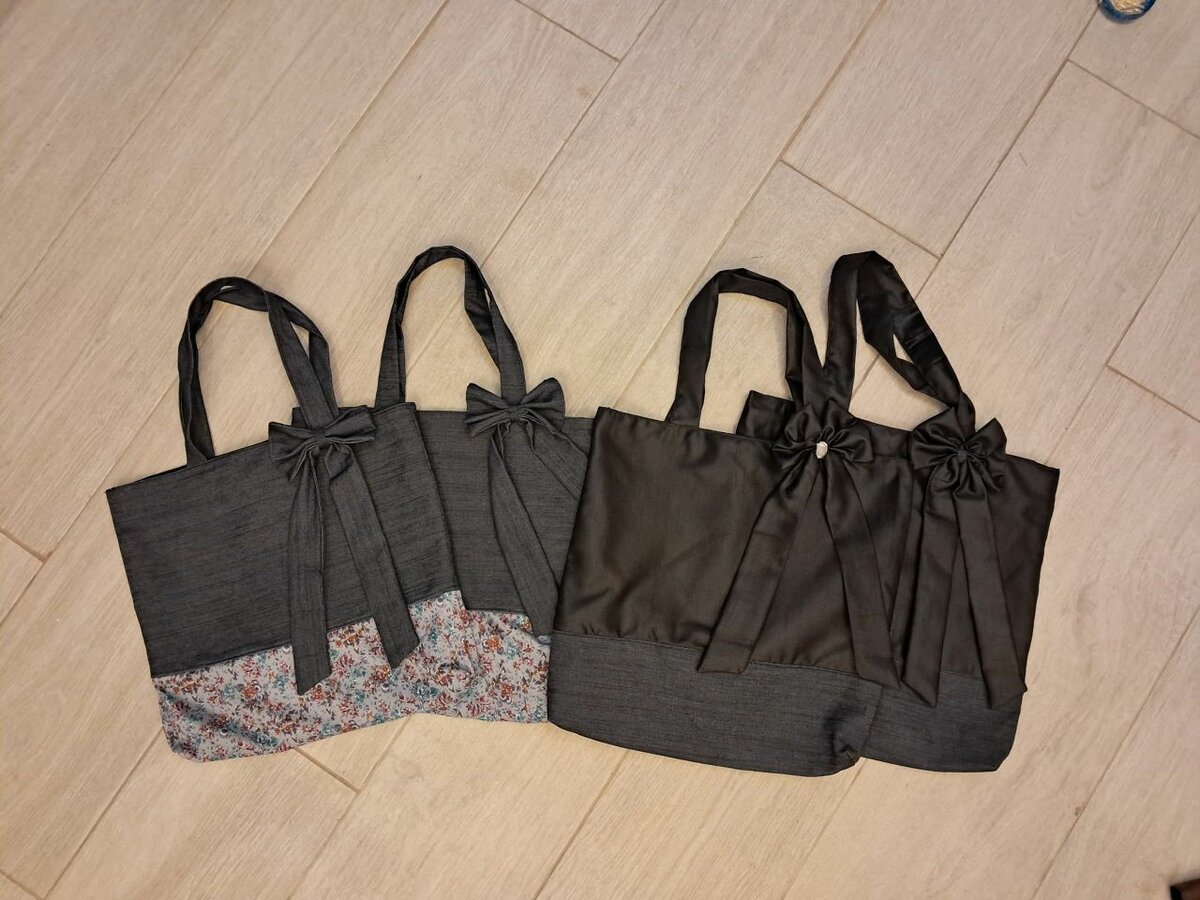 TOTE WITH BOW
