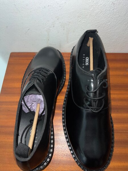 Paire de souliers Asos