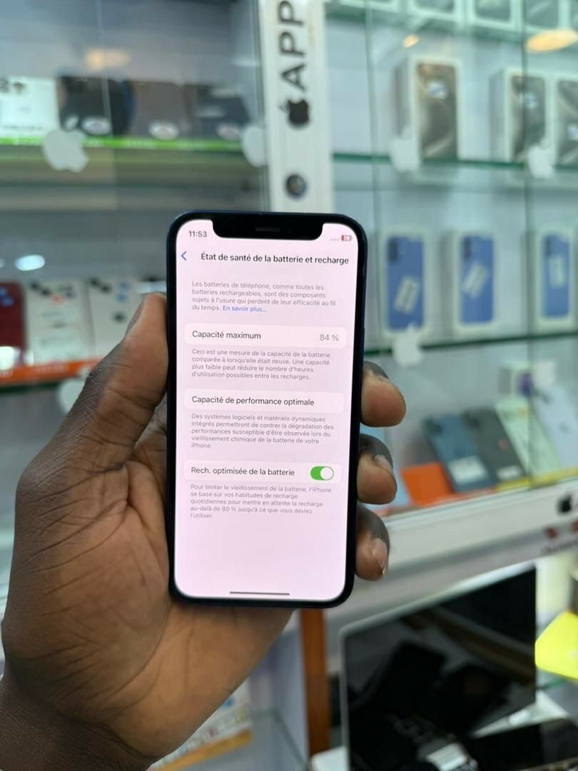 iPhone 12 Mini 64go quasiment neuf