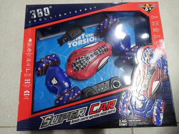 Voiture télécommandée cascade