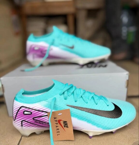 Chaussures de Football Nike