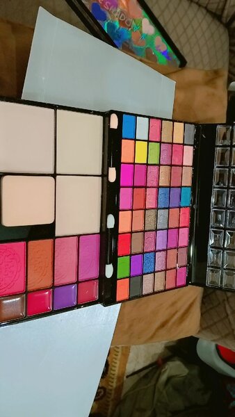 All in 1 make up kit