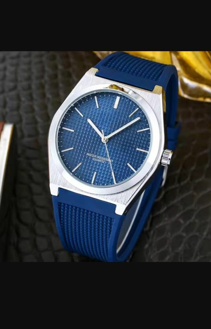 Men's analouge watch